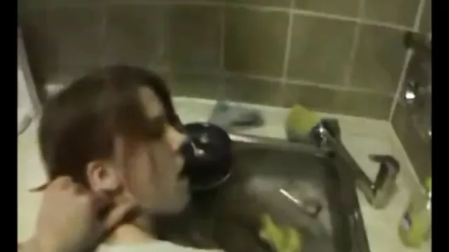 KimberLee Anna De Ville (nedves) - 2. rész, BT anya rajtakapja a fiát