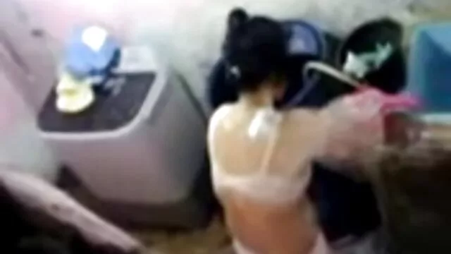 Orosz kurva szar szar 3 fekete sex éhes anyukák kakas