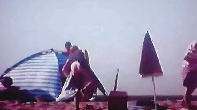 Jojo csók anya segge szereti a Bukkake Gruppen party.