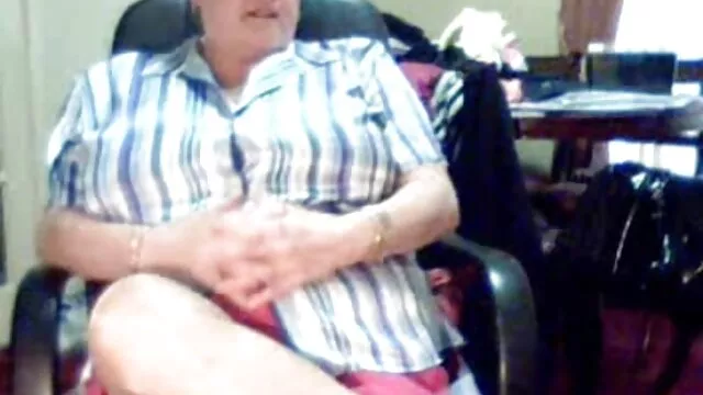SC. milf anya szex 2