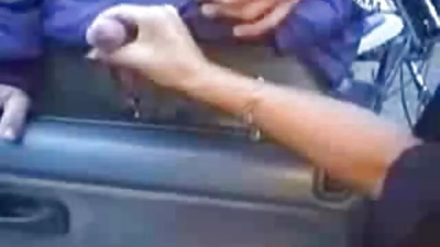 A fajok közti Orgia az edzőteremben anya fia lánya szex a ketrec csajok Carter Riley Reid