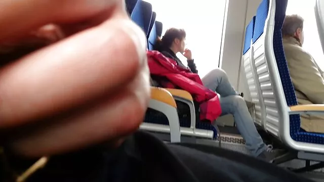 Thayssa Fadynha-crimpeye a 14 férfi, Gruppen A Shemale anyutdugom
